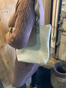 Koeienhuid Handtas  Champagne